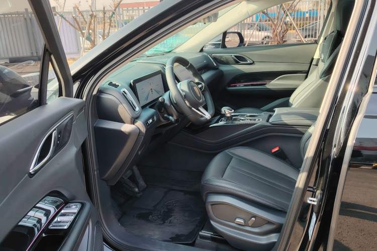 Used Hongqi HS3 PHEV 2024 PHEV 115km Jingwei Edition Interior 2