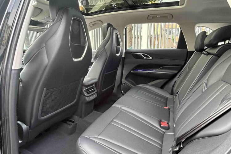 Used Hongqi HS3 PHEV 2024 PHEV 115km Jingwei Edition Interior 2