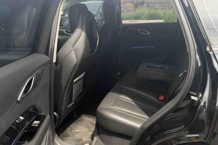 Used Hongqi HS3 PHEV 2024 PHEV 115km Jingwei Edition Interior 2