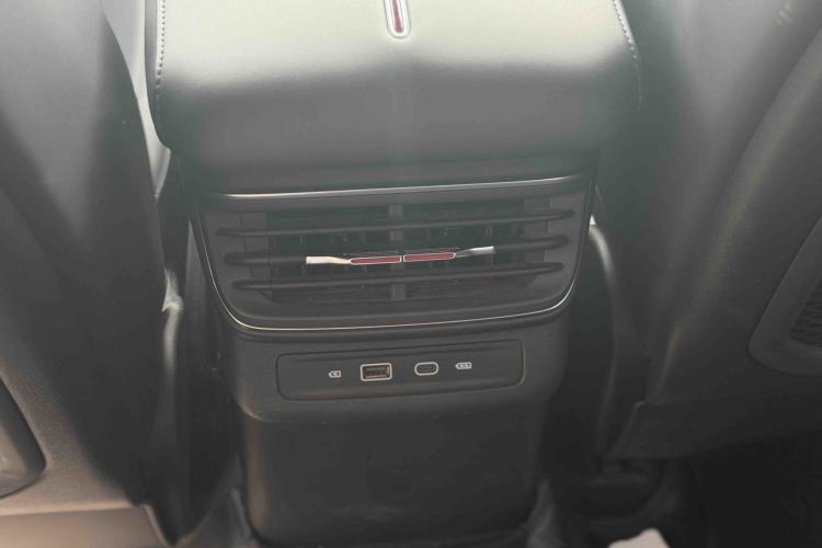 Used Hongqi HS3 PHEV 2024 PHEV 115km Jingwei Edition Interior 3