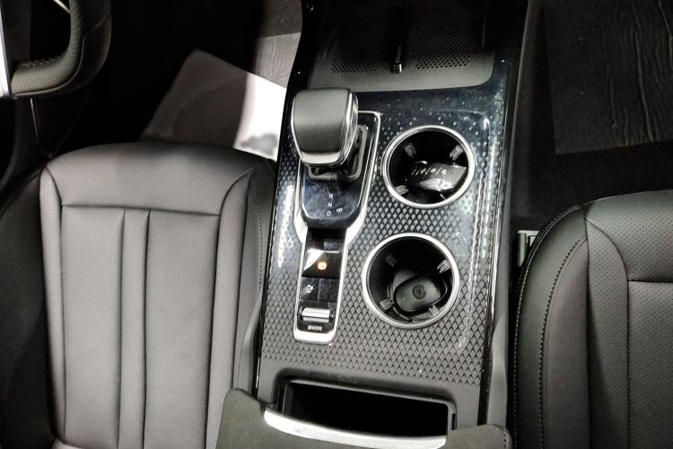 Used Hongqi HS3 PHEV 2024 PHEV 115km Jingwei Edition Interior 3