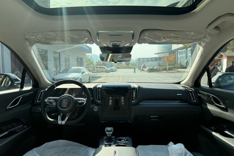 Used Hongqi HS3 PHEV  Interior 4
