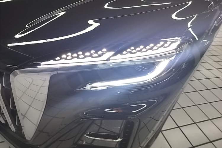 Used Hongqi HS3 PHEV 2024 PHEV 115km Jingwei Edition Left Front Headlight