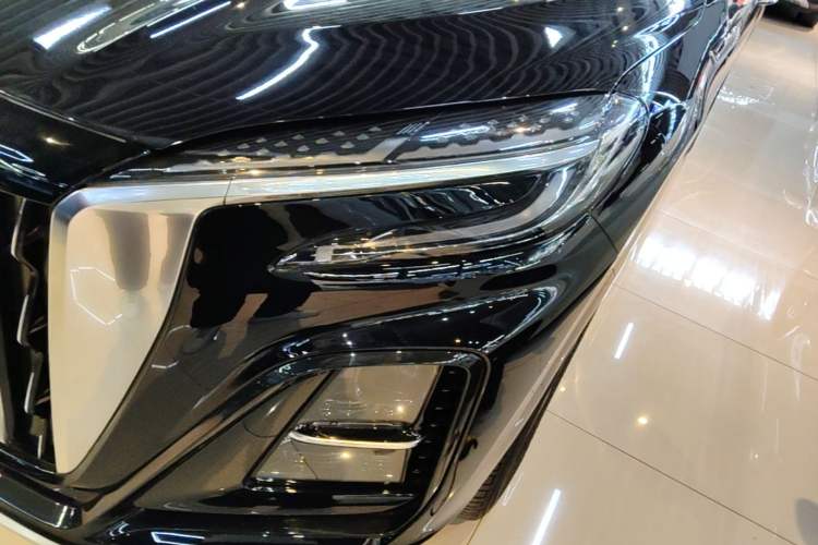 Used Hongqi HS3 PHEV 2024 PHEV 115km Jingwei Edition Left Front Headlight