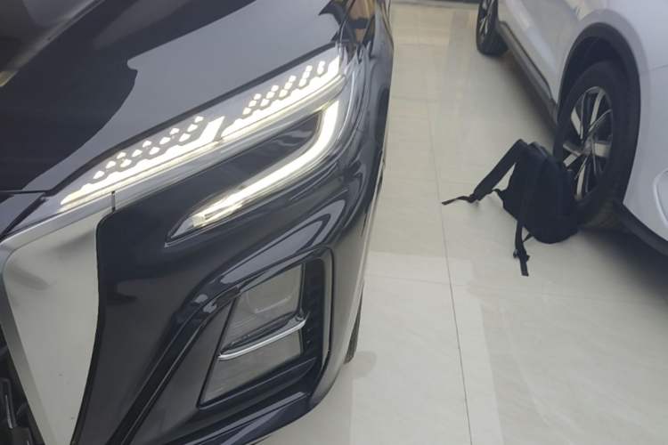 Used Hongqi HS3 PHEV 2024 PHEV 115km Jingwei Edition Left Front Headlight