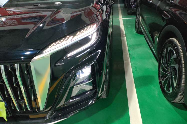 Used Hongqi HS3 PHEV 2024 PHEV 115km Jingwei Edition Left Front Headlight