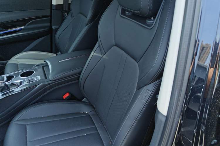 Used Hongqi HS3 PHEV 2024 PHEV 115km Jingwei Edition Left Front Seat