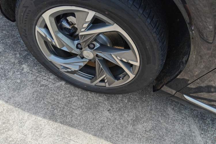Used Hongqi HS3 PHEV 2024 PHEV 115km Jingwei Edition Left Front Wheel Hub