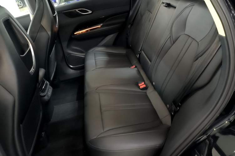 Used Hongqi HS3 PHEV 2024 PHEV 115km Jingwei Edition Left Rear Seat
