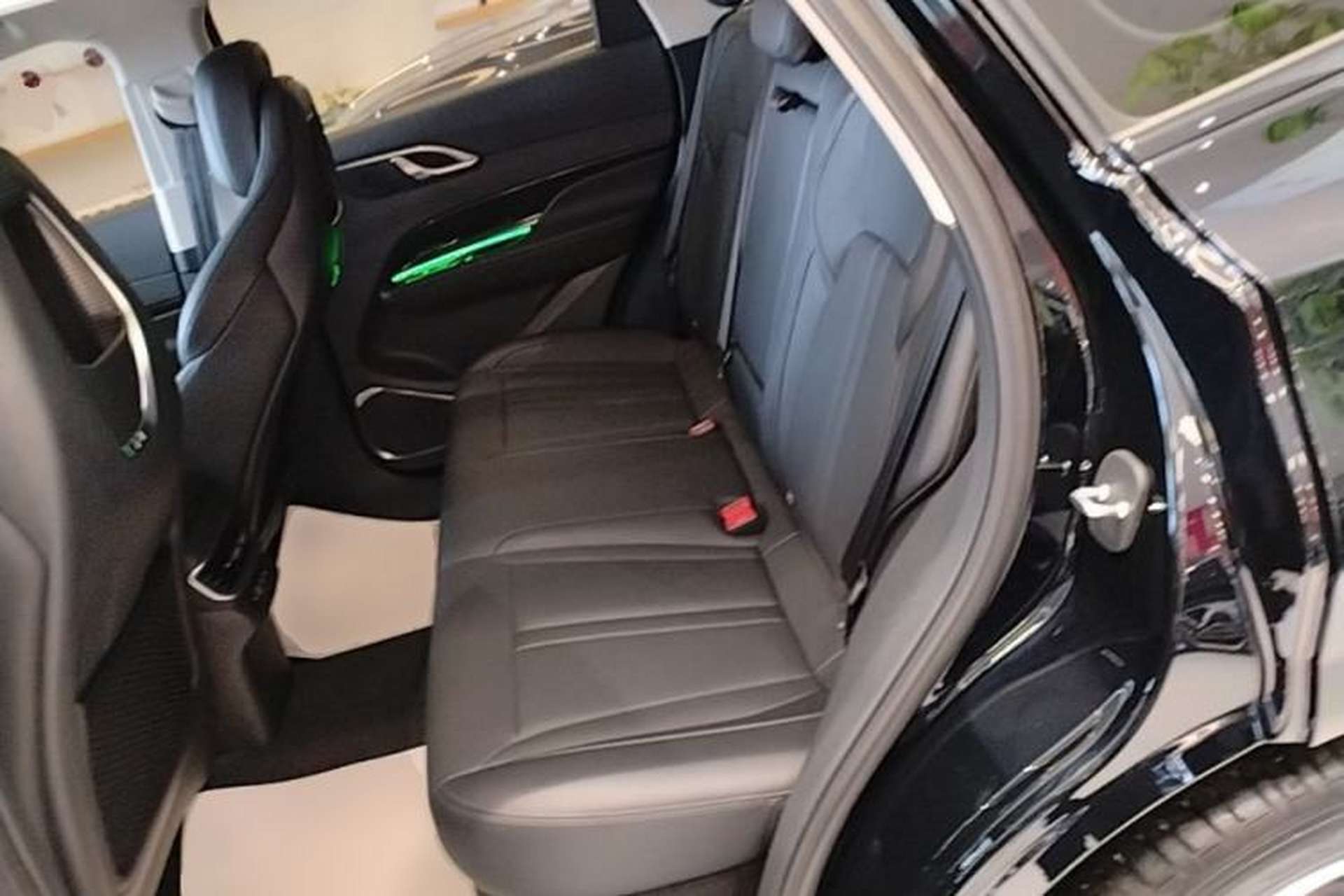 Used Hongqi HS3 PHEV 2024 PHEV 115km Jingwei Edition Left Rear Seat
