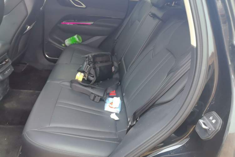 Used Hongqi HS3 PHEV 2024 PHEV 115km Jingwei Edition Left Rear Seat