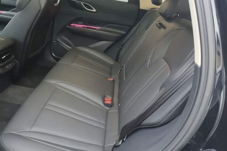 Used Hongqi HS3 PHEV 2024 PHEV 115km Jingwei Edition Left Rear Seat