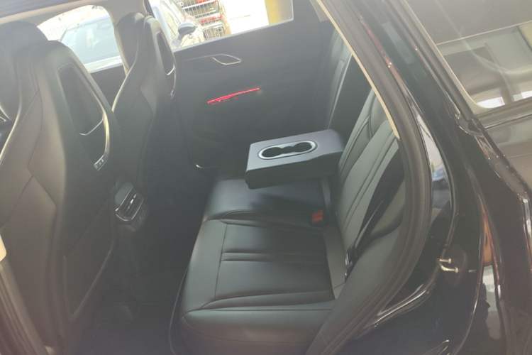 Used Hongqi HS3 PHEV 2024 PHEV 115km Jingwei Edition Left Rear Seat
