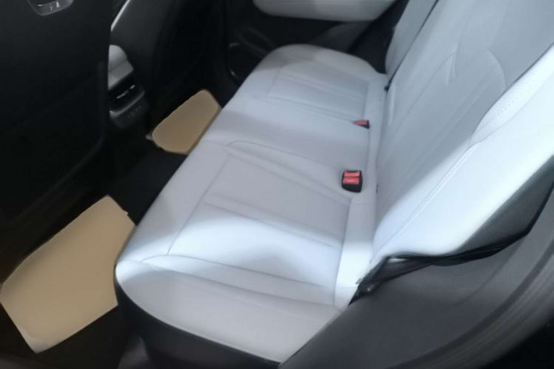 Used Hongqi HS3 PHEV 2024 PHEV 115km Jingwei Edition Left Rear Seat