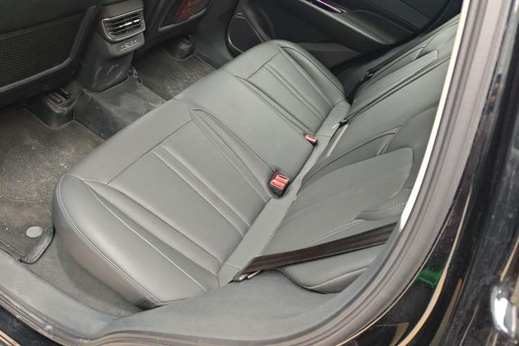 Used Hongqi HS3 PHEV 2024 PHEV 115km Jingwei Edition Left Rear Seat