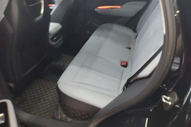 Used Hongqi HS3 PHEV 2024 PHEV 115km Jingwei Edition Left Rear Seat