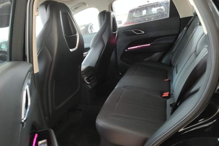 Used Hongqi HS3 PHEV 2024 PHEV 115km Jingwei Edition Left Rear Seat
