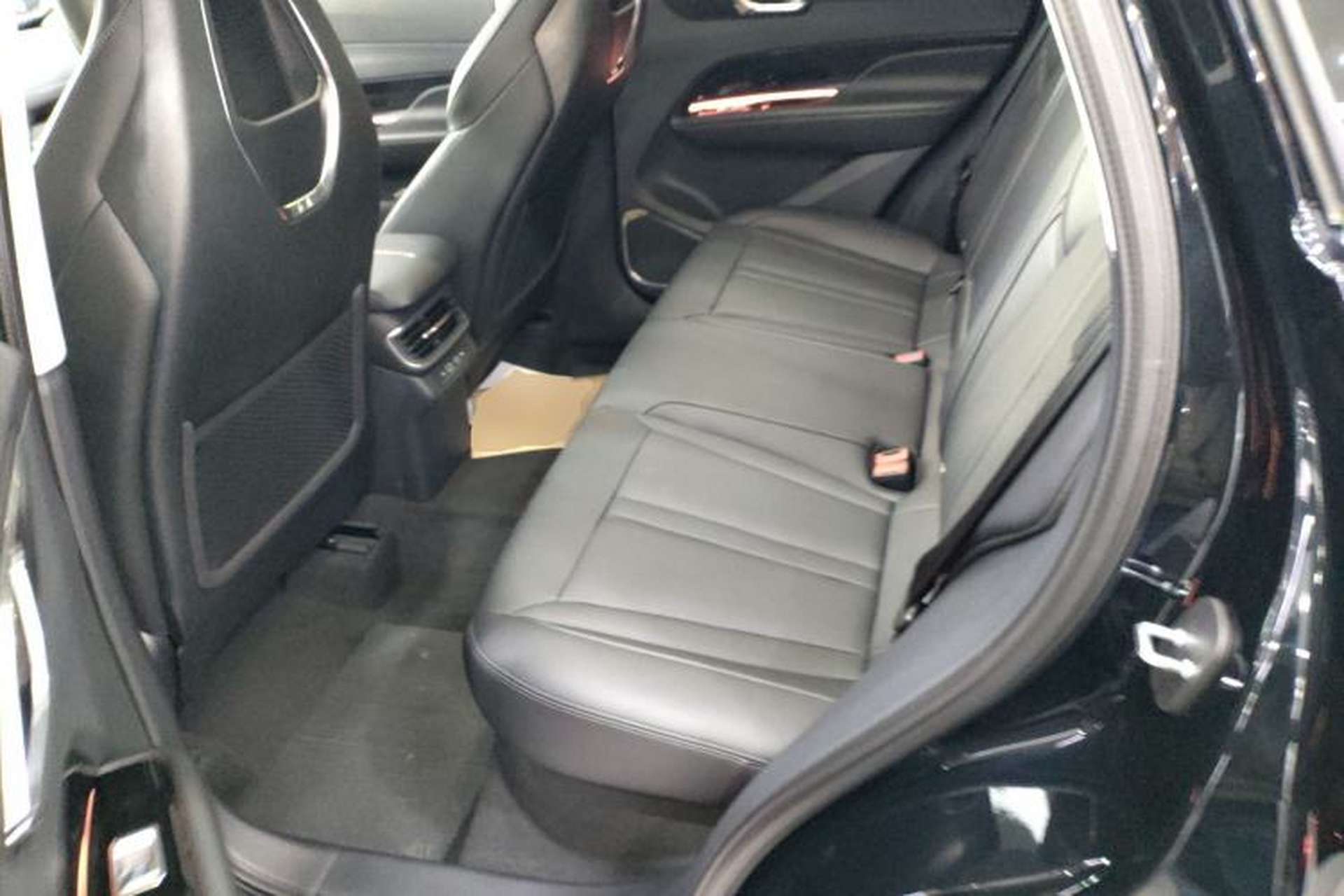 Used Hongqi HS3 PHEV 2024 PHEV 115km Jingwei Edition Left Rear Seat
