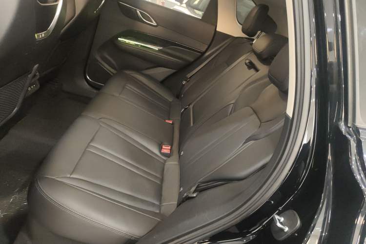 Used Hongqi HS3 PHEV 2024 PHEV 115km Jingwei Edition Left Rear Seat