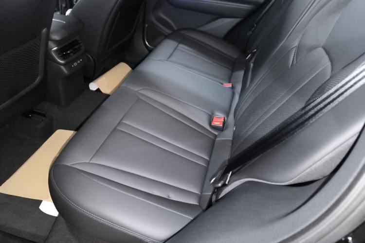 Used Hongqi HS3 PHEV 2024 PHEV 115km Jingwei Edition Left Rear Seat
