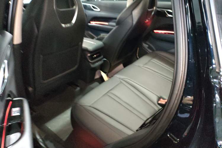 Used Hongqi HS3 PHEV 2024 PHEV 115km Jingwei Edition Left Rear Seat