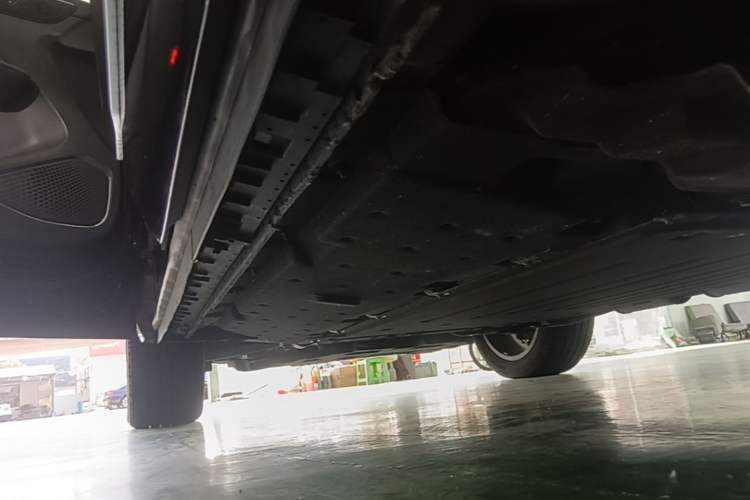 Used Hongqi HS3 PHEV 2024 PHEV 115km Jingwei Edition Left Side Sill