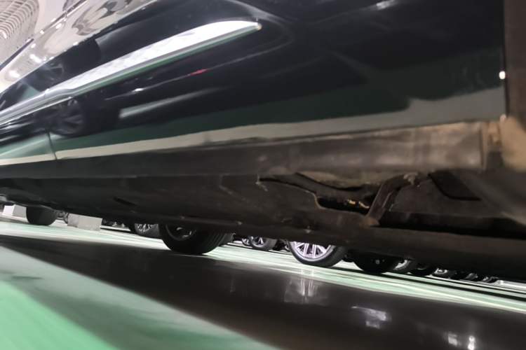 Used Hongqi HS3 PHEV 2024 PHEV 115km Jingwei Edition Left Side Sill