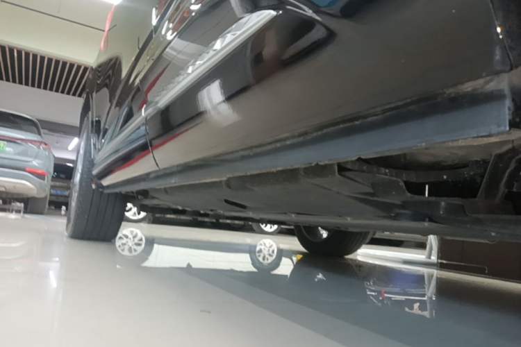 Used Hongqi HS3 PHEV 2024 PHEV 115km Jingwei Edition Left Side Sill
