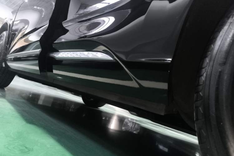 Used Hongqi HS3 PHEV 2024 PHEV 115km Jingwei Edition Left Side Sill