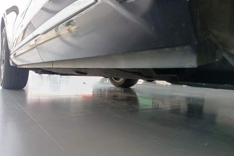 Used Hongqi HS3 PHEV 2024 PHEV 115km Jingwei Edition Left Side Sill