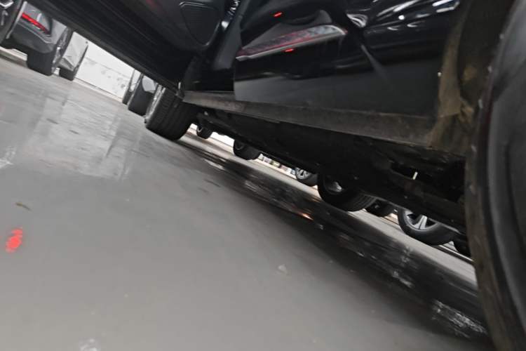 Used Hongqi HS3 PHEV 2024 PHEV 115km Jingwei Edition Left Side Sill