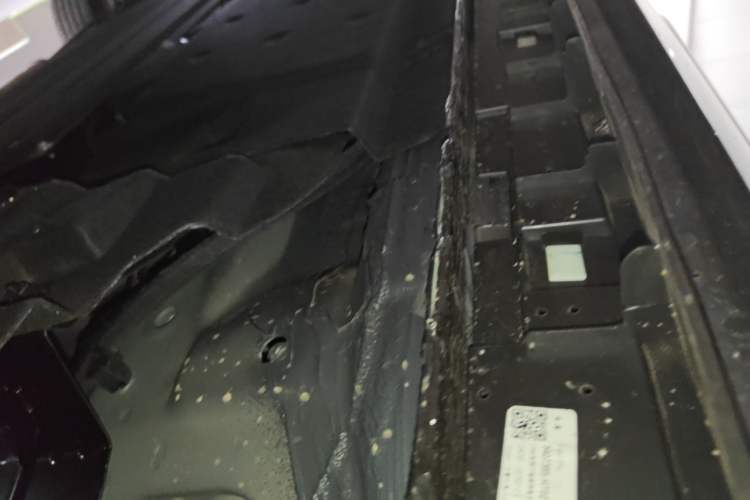 Used Hongqi HS3 PHEV 2024 PHEV 115km Jingwei Edition Left Side Sill