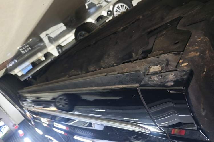 Used Hongqi HS3 PHEV 2024 PHEV 115km Jingwei Edition Left Side Sill