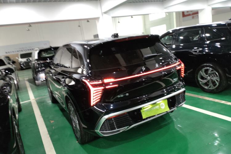 Used Hongqi HS3 PHEV 2024 PHEV 115km Jingwei Edition Rear Left 45 Deg
