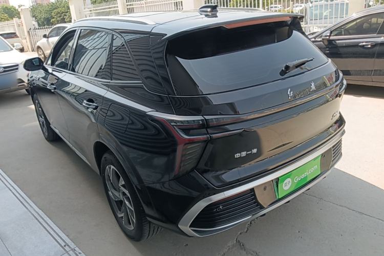Used Hongqi HS3 PHEV 2024 PHEV 115km Jingwei Edition Rear Left 45 Deg
