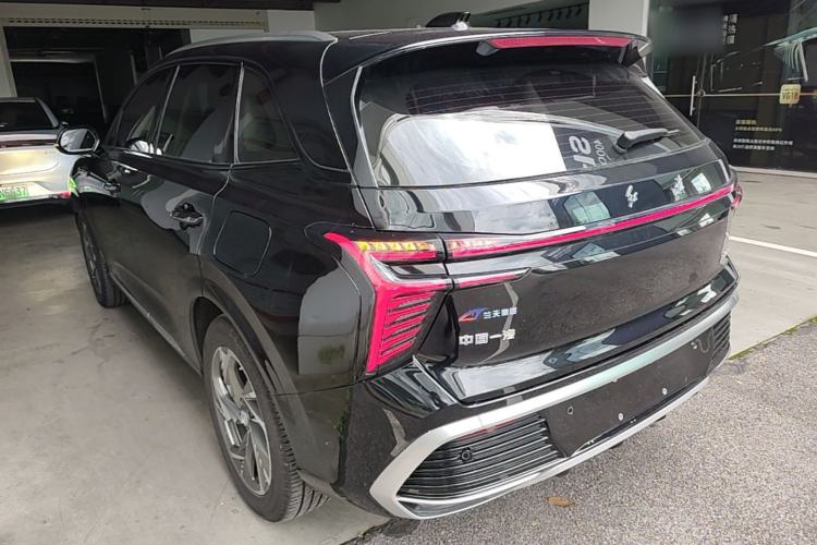 Used Hongqi HS3 PHEV 2024 PHEV 115km Jingwei Edition Rear Left 45 Deg