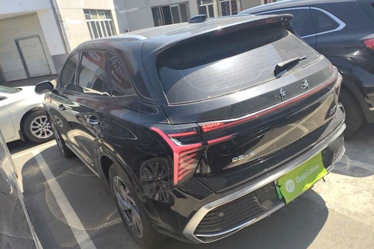 Used Hongqi HS3 PHEV 2024 PHEV 115km Jingwei Edition Rear Left 45 Deg