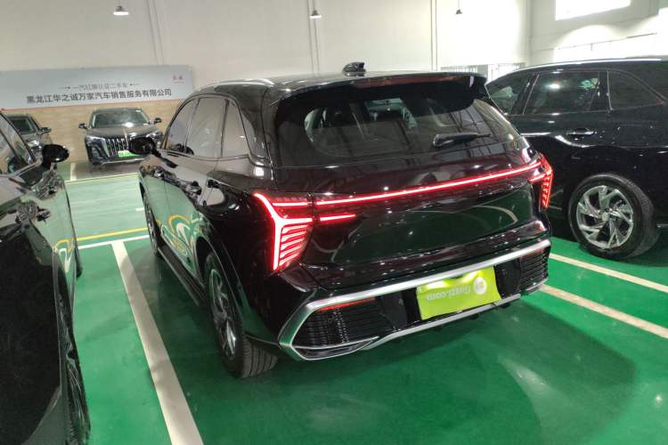 Used Hongqi HS3 PHEV 2024 PHEV 115km Jingwei Edition Rear Left 45 Deg