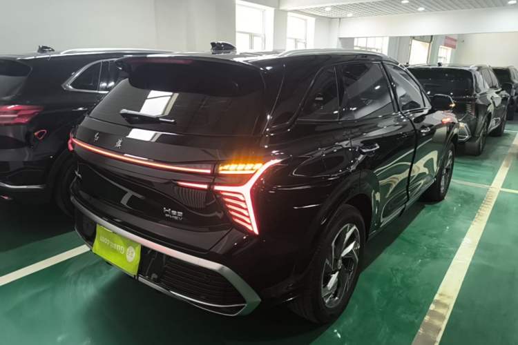 Used Hongqi HS3 PHEV 2024 PHEV 115km Jingwei Edition Rear Right 45 Deg