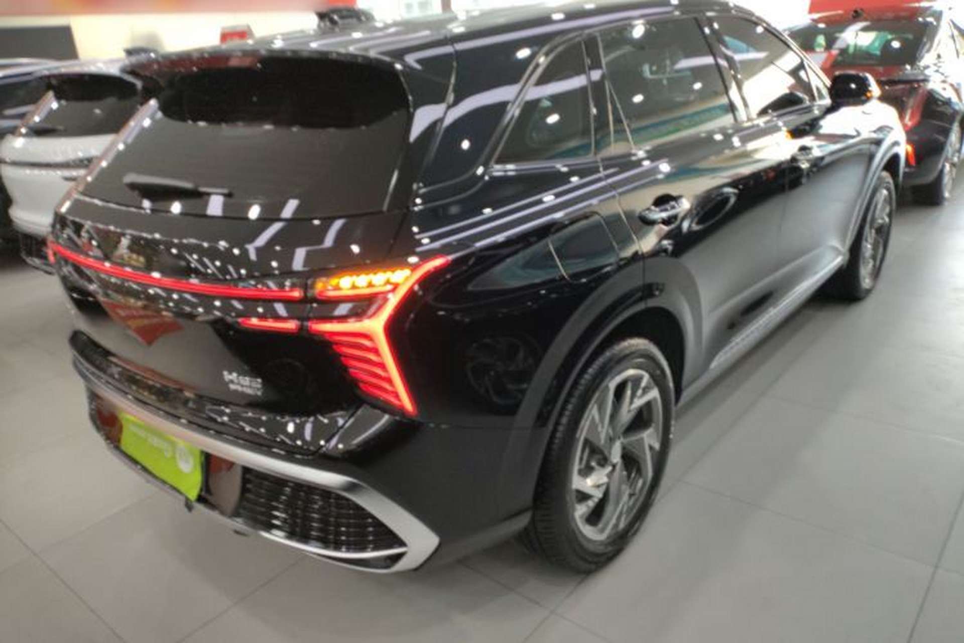 Used Hongqi HS3 PHEV 2024 PHEV 115km Jingwei Edition Rear Right 45 Deg