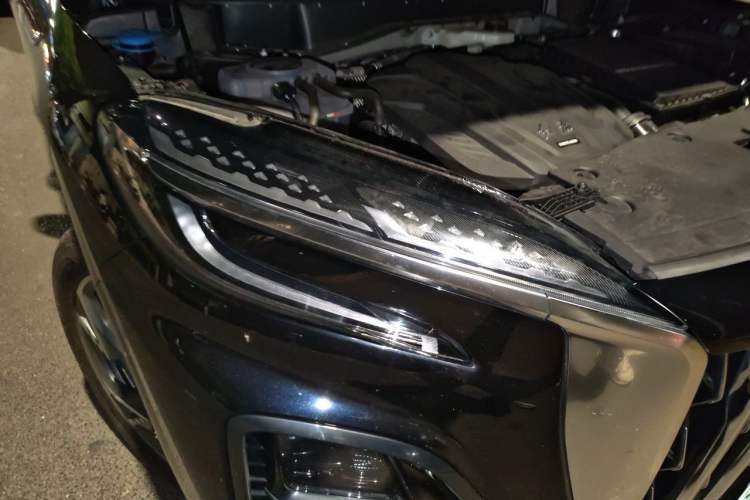 Used Hongqi HS3 PHEV 2024 PHEV 115km Jingwei Edition Right Front Headlight