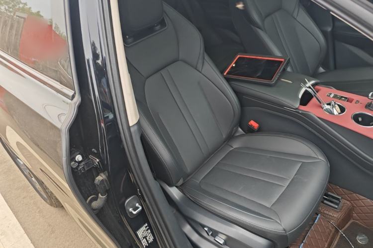 Used Hongqi HS3 PHEV 2024 PHEV 115km Jingwei Edition Right Front Seat