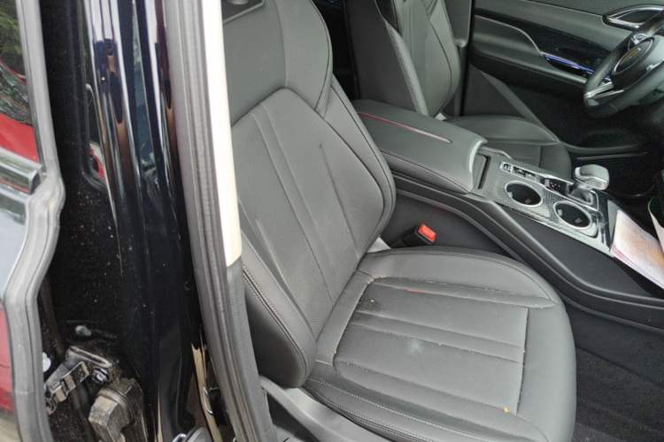 Used Hongqi HS3 PHEV 2024 PHEV 115km Jingwei Edition Right Front Seat