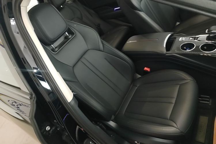 Used Hongqi HS3 PHEV 2024 PHEV 115km Jingwei Edition Right Front Seat