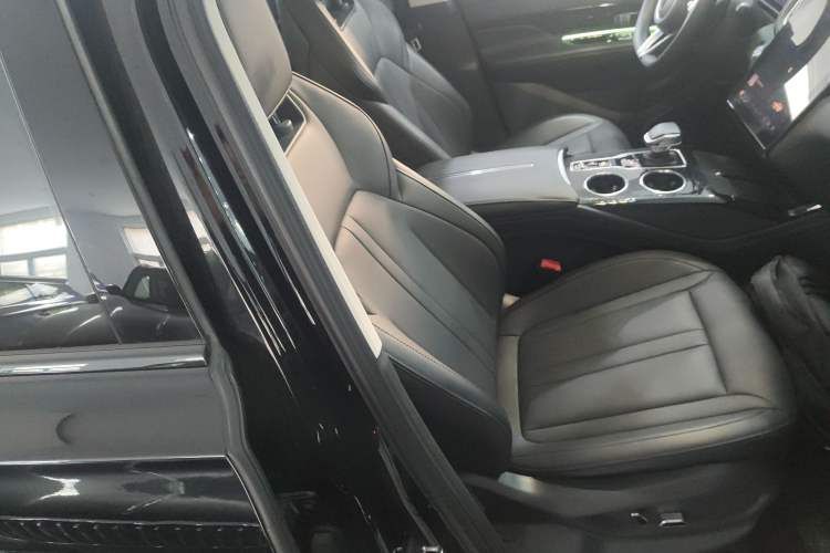 Used Hongqi HS3 PHEV 2024 PHEV 115km Jingwei Edition Right Front Seat