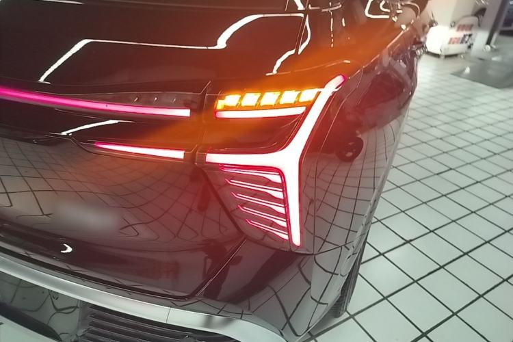 Used Hongqi HS3 PHEV 2024 PHEV 115km Jingwei Edition Right Rear Taillight