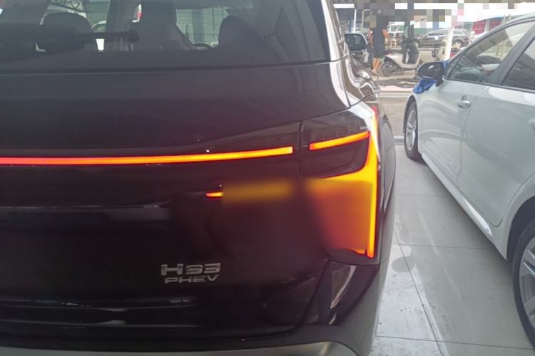 Used Hongqi HS3 PHEV 2024 PHEV 115km Jingwei Edition Right Rear Taillight
