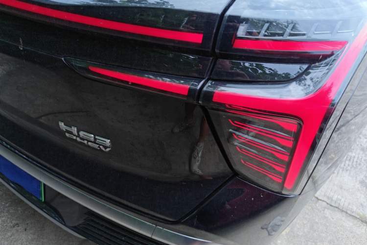 Used Hongqi HS3 PHEV 2024 PHEV 115km Jingwei Edition Right Rear Taillight