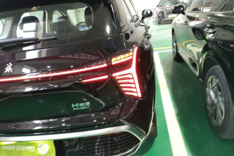 Used Hongqi HS3 PHEV 2024 PHEV 115km Jingwei Edition Right Rear Taillight