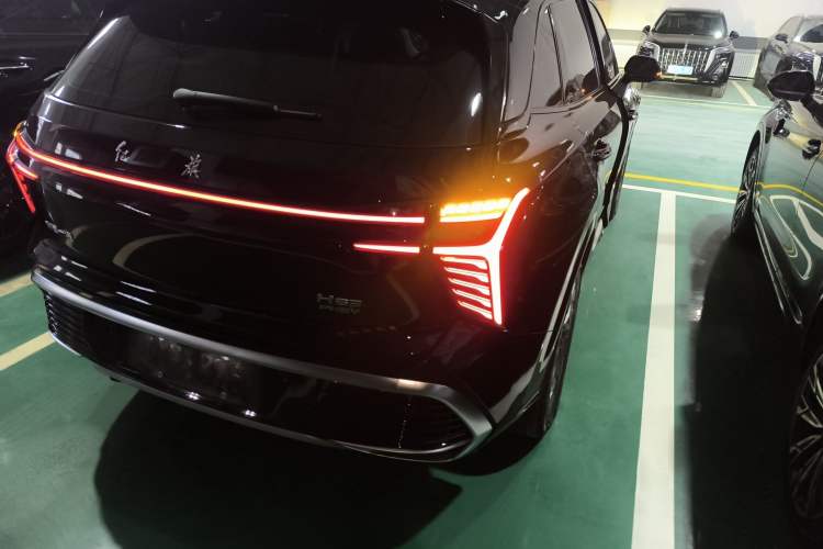 Used Hongqi HS3 PHEV 2024 PHEV 115km Jingwei Edition Right Rear Taillight
